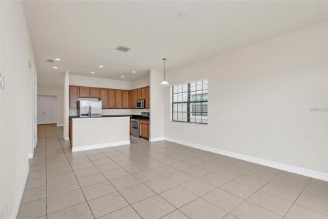 House in Orlando, Florida 4 bedrooms, 204.57 sq.m. № 2120154 - photo 17