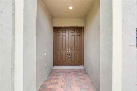 House in Orlando, Florida 4 bedrooms, 204.57 sq.m. № 2120154 - photo 3