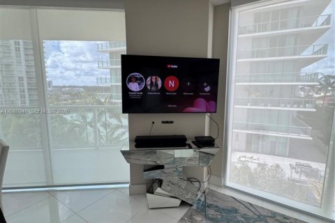 Condo in Sunny Isles Beach, Florida, 3 bedrooms  № 2338369 - photo 17