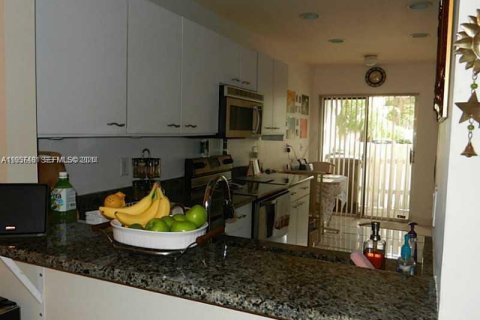 Casa en alquiler en Davie, Florida, 2 dormitorios, 129.13 m2 № 2011459 - foto 5