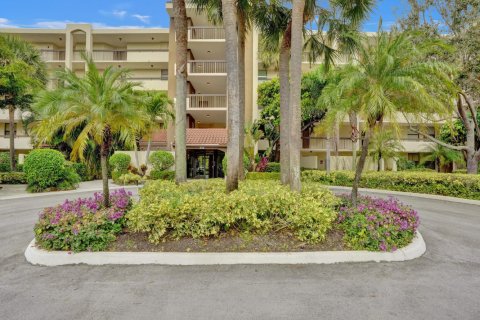 Condominio en alquiler en Delray Beach, Florida, 2 dormitorios, 109.16 m2 № 925490 - foto 1