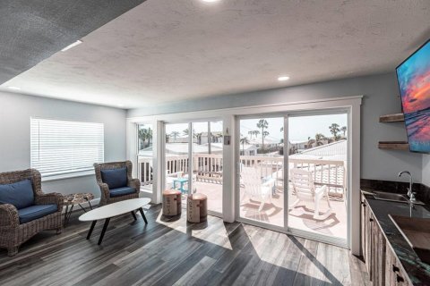 Casa en alquiler en Sarasota, Florida, 2 dormitorios, 144.18 m2 № 2108708 - foto 2