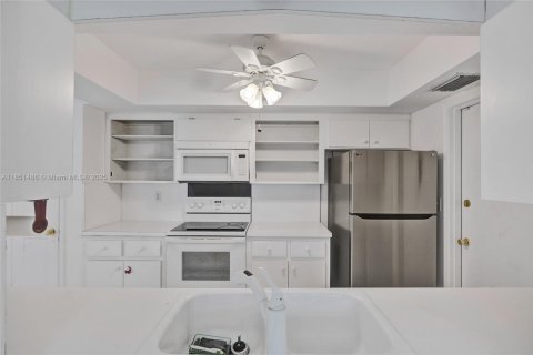 House in Plantation, Florida 2 bedrooms, 166.11 sq.m. № 1957457 - photo 26