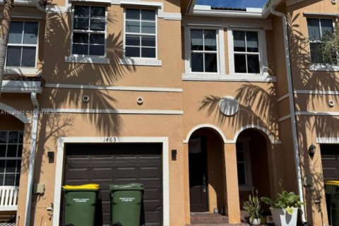 Townhouse in Homestead, Florida 4 bedrooms, 172.43 sq.m. № 1857402 - photo 1