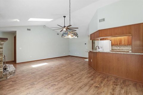 House in Homosassa, Florida 3 bedrooms, 191.19 sq.m. № 2234426 - photo 19