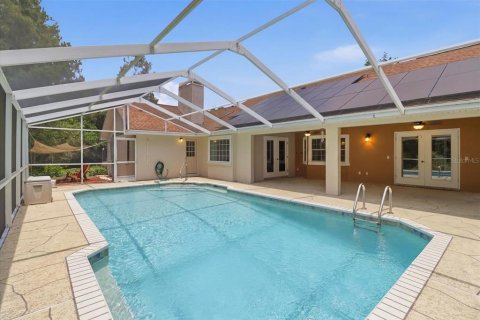 House in Homosassa, Florida 3 bedrooms, 191.19 sq.m. № 2234426 - photo 2