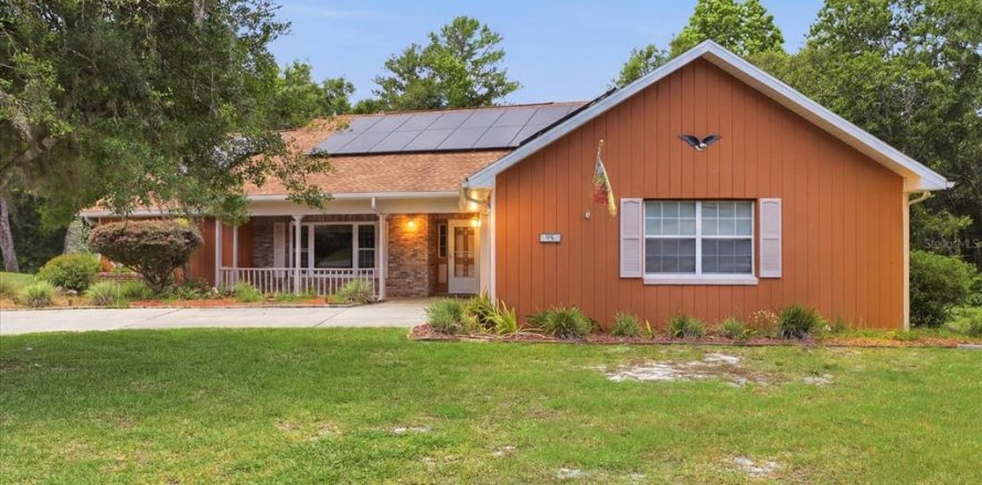 House in Homosassa, Florida 3 bedrooms, 191.19 sq.m. № 2234426