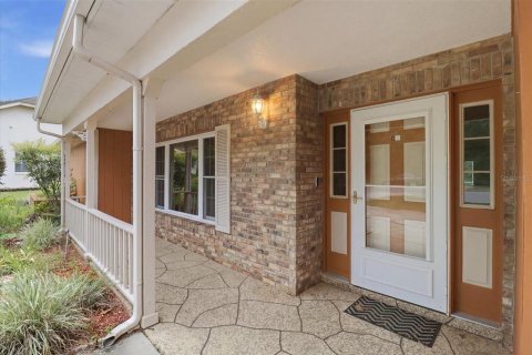 House in Homosassa, Florida 3 bedrooms, 191.19 sq.m. № 2234426 - photo 5