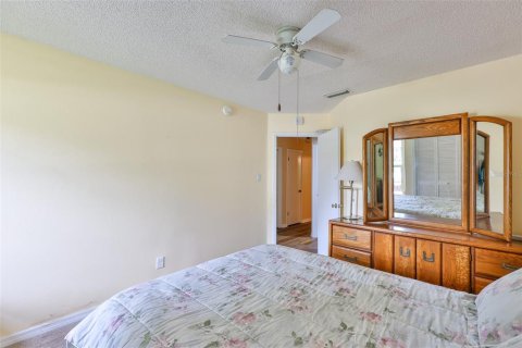 House in Riverview, Florida 4 bedrooms, 155.52 sq.m. № 1839999 - photo 16