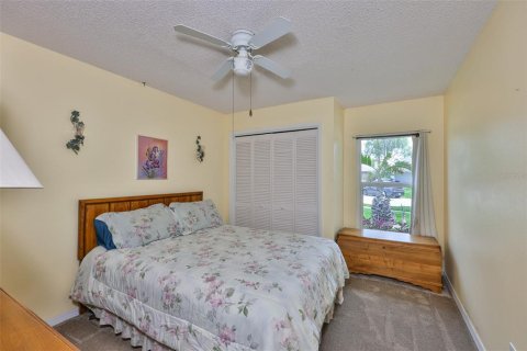 House in Riverview, Florida 4 bedrooms, 155.52 sq.m. № 1839999 - photo 14