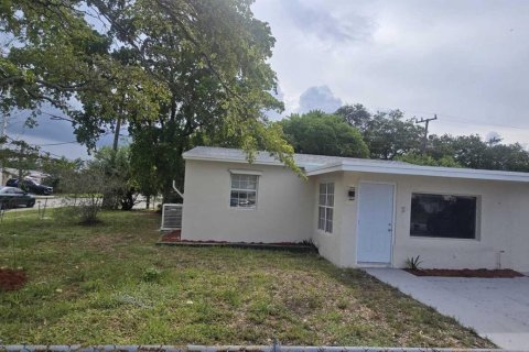 House in Fort Lauderdale, Florida 4 bedrooms, 147.9 sq.m. № 2377384