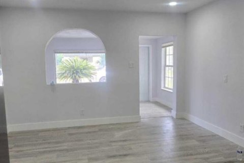 House in Fort Lauderdale, Florida 4 bedrooms, 147.9 sq.m. № 2377384 - photo 19