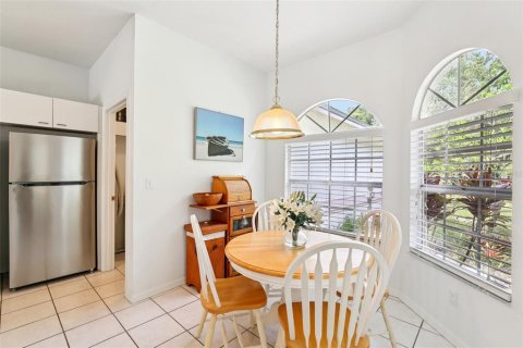 House in Wesley Chapel, Florida 3 bedrooms, 169.36 sq.m. № 1822574 - photo 13