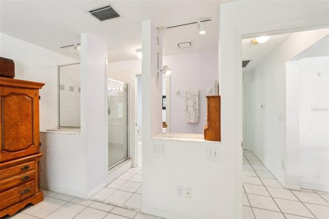 House in Wesley Chapel, Florida 3 bedrooms, 169.36 sq.m. № 1822574 - photo 28