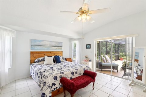 House in Wesley Chapel, Florida 3 bedrooms, 169.36 sq.m. № 1822574 - photo 14