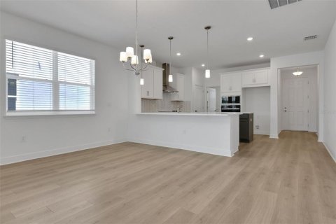 Villa ou maison à vendre à Apopka, Floride: 3 chambres, 164.62 m2 № 1722371 - photo 15