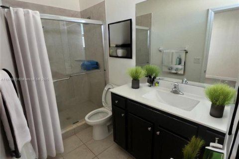 Townhouse in Homestead, Florida 2 bedrooms, 132.11 sq.m. № 1956647 - photo 2