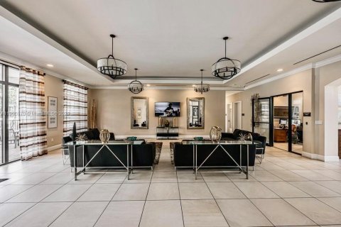 Townhouse in Homestead, Florida 2 bedrooms, 132.11 sq.m. № 1956647 - photo 16