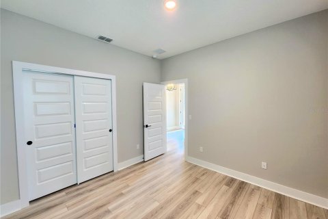 Villa ou maison à louer à Bradenton, Floride: 4 chambres, 176.51 m2 № 1838595 - photo 13