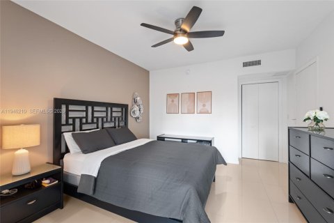 Снять в аренду кондоминиум в Майами, Флорида 1 спальня, 55.46м2, № 2002568 - фото 14