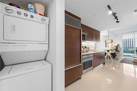 Снять в аренду кондоминиум в Майами, Флорида 1 спальня, 55.46м2, № 2002568 - фото 4