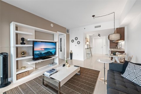 Снять в аренду кондоминиум в Майами, Флорида 1 спальня, 55.46м2, № 2002568 - фото 11