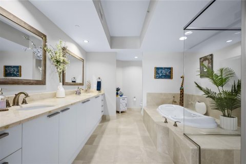 Condominio en venta en Daytona Beach, Florida, 2 dormitorios, 156.91 m2 № 1620797 - foto 21