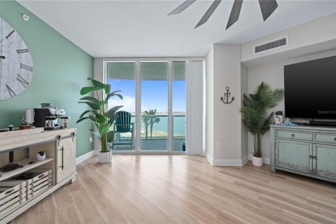Condominio en venta en Daytona Beach, Florida, 2 dormitorios, 156.91 m2 № 1620797 - foto 4