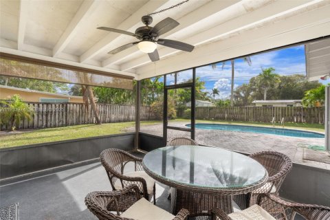 Casa en venta en Plantation, Florida, 3 dormitorios, 124.12 m2 № 1994915 - foto 7