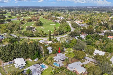 Casa en venta en Plantation, Florida, 3 dormitorios, 124.12 m2 № 1994915 - foto 1