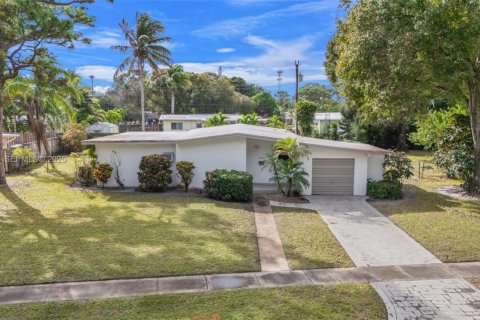 Casa en venta en Plantation, Florida, 3 dormitorios, 124.12 m2 № 1994915 - foto 3