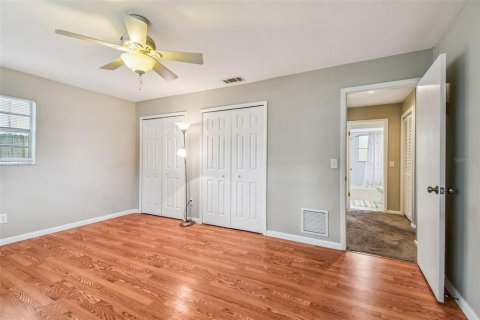 House in Clearwater, Florida 2 bedrooms, 116.5 sq.m. № 1853004 - photo 28