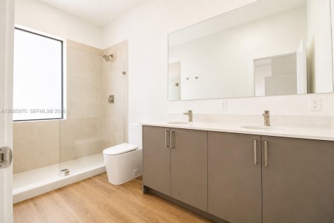 Villa ou maison à louer à Miami, Floride: 3 chambres, 133.41 m2 № 2343581 - photo 6