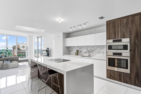 Copropriété à vendre à Miami, Floride: 3 chambres, 204.76 m2 № 1995120 - photo 16