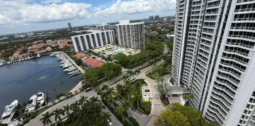 Condo in Aventura, Florida, 3 bedrooms № 2076381