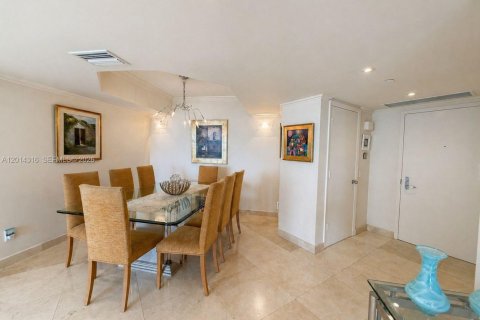 Condo in Aventura, Florida, 3 bedrooms № 2076381 - photo 6