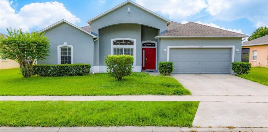 Villa ou maison à Kissimmee, Floride 3 chambres, 168.43 m2 № 2229741