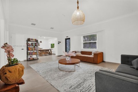 Купить виллу или дом в Холливуд, Флорида 4 спальни, 234.95м2, № 2034265 - фото 10