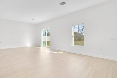 Casa en venta en Ocala, Florida, 4 dormitorios, 165.74 m2 № 2211997 - foto 4