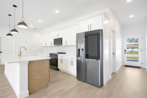 Casa en venta en Ocala, Florida, 4 dormitorios, 165.74 m2 № 2211997 - foto 8