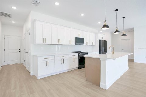 Casa en venta en Ocala, Florida, 4 dormitorios, 165.74 m2 № 2211997 - foto 10