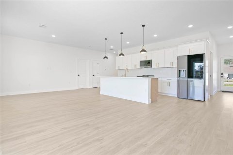 Casa en venta en Ocala, Florida, 4 dormitorios, 165.74 m2 № 2211997 - foto 5