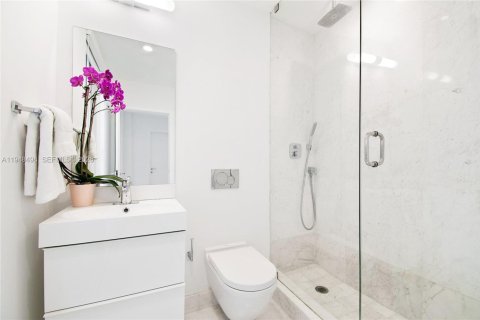 Touwnhouse à louer à Miami Beach, Floride: 4 chambres, 229.47 m2 № 2010872 - photo 8