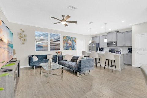 Touwnhouse à vendre à Orlando, Floride: 4 chambres, 184.04 m2 № 2099330 - photo 6