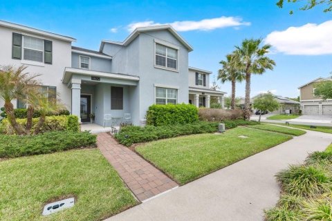 Touwnhouse à vendre à Orlando, Floride: 4 chambres, 184.04 m2 № 2099330 - photo 2