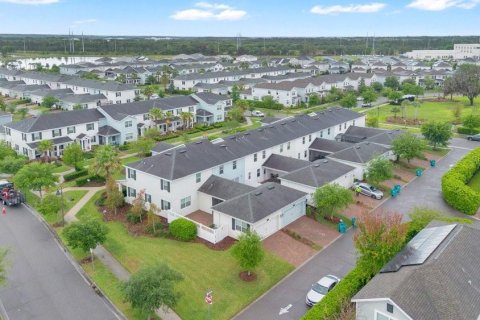 Touwnhouse à vendre à Orlando, Floride: 4 chambres, 184.04 m2 № 2099330 - photo 28