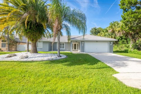 Casa en Palm Coast, Florida 3 dormitorios, 184.13 m2 № 2379013