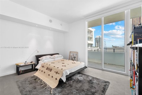 Condominio en venta en Miami, Florida, 2 dormitorios, 126.35 m2 № 1977115 - foto 22