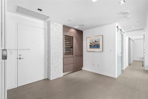 Condominio en venta en Miami, Florida, 2 dormitorios, 126.35 m2 № 1977115 - foto 21