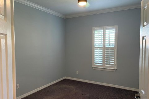 House in Winter Haven, Florida 4 bedrooms, 256.69 sq.m. № 2227965 - photo 23